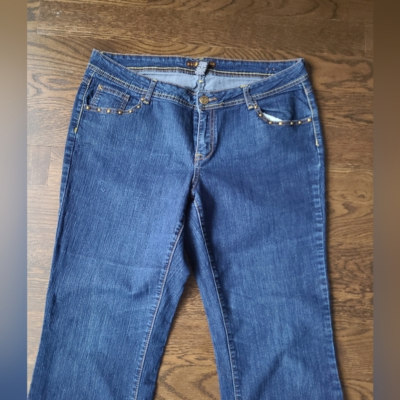 SOUTHPOLE Women's Blue Jeans embellished pockets sz.18 - Picture 3 of 10